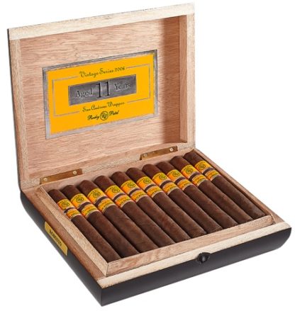 rocky-patel-vintage-2006-cigars-box-open-use-approved