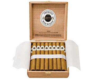 ashton cigars box open image