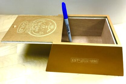 5 vegas gold cigars box lid image