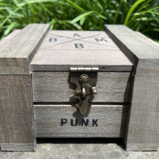 alec bradley black market punk cigar box image