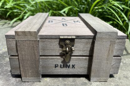 alec bradley black market punk cigar box image