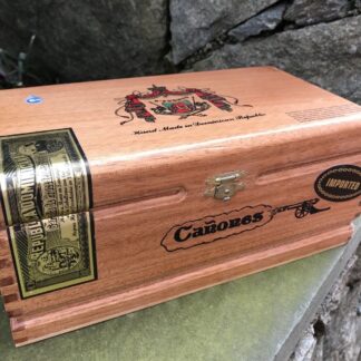 arturo fuente canones cigar box image