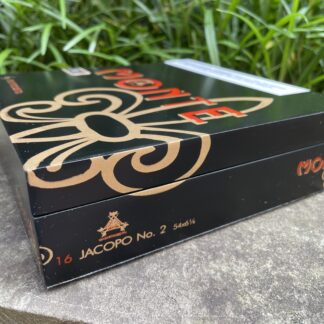 monte montecristo cigars box image